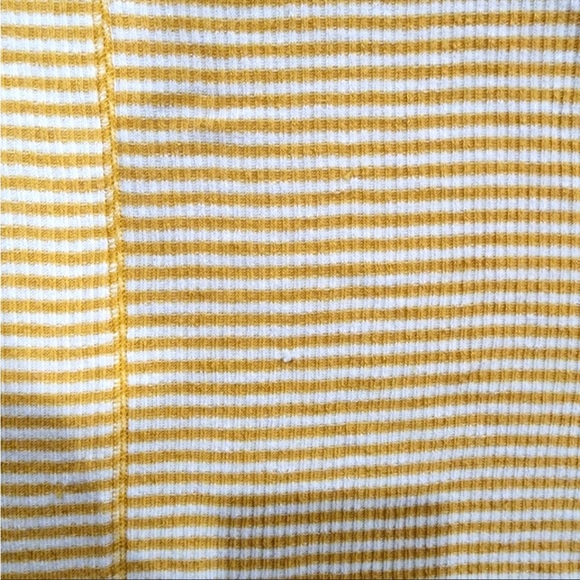 Abercrombie and Fitch tee - Picture 5 of 7